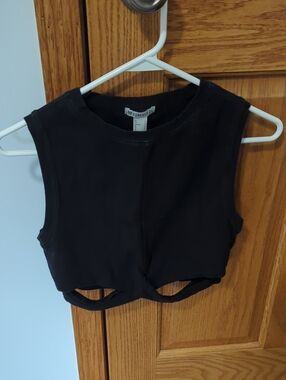 Forever 21 Black Twist Hem Crop Top